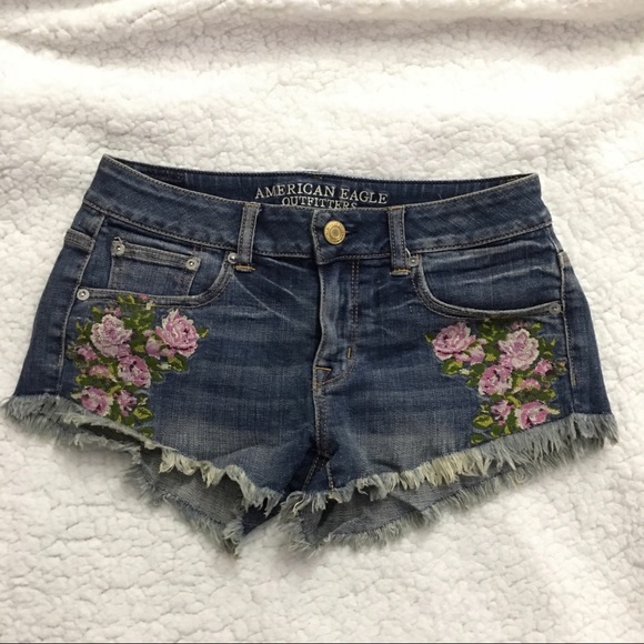 American Eagle Jean Shorts - Picture 1 of 3